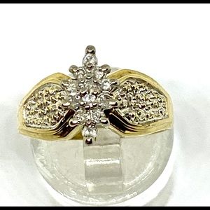 Real diamonds ring solid gold vintage